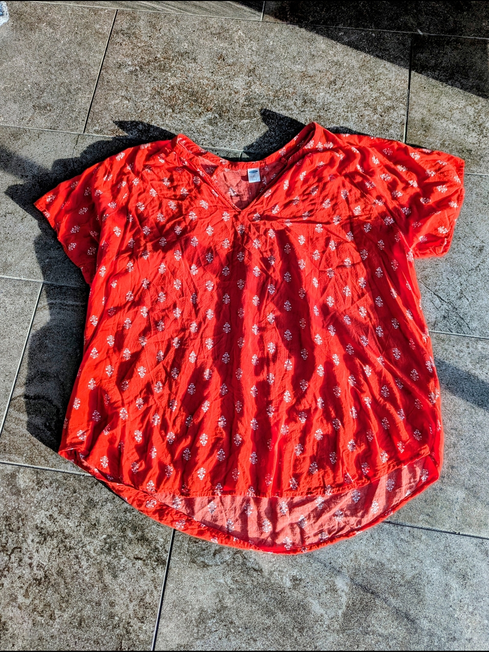Old Navy Orange V-Neck Short Sleeve Blouse with White Floral Motif